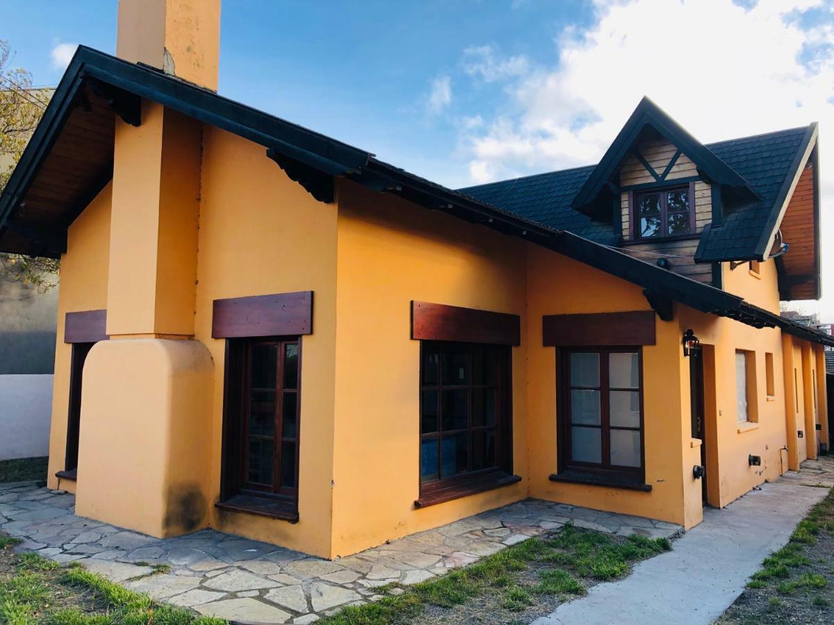 Hostel Olimpo House Сан-Карлос-де-Барілоче Екстер'єр фото
